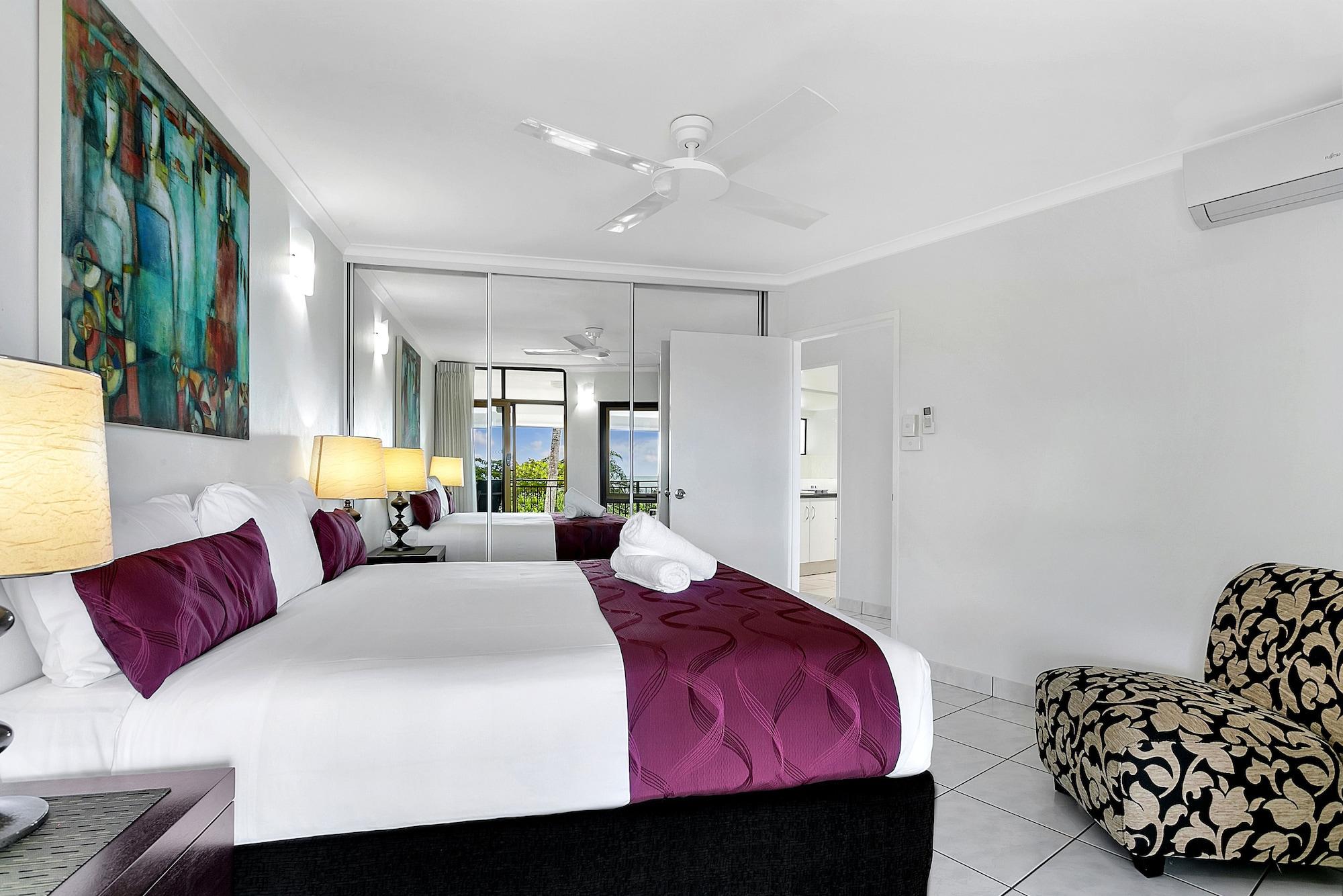 Roydon Beachfront Apartments Trinity Beach Εξωτερικό φωτογραφία